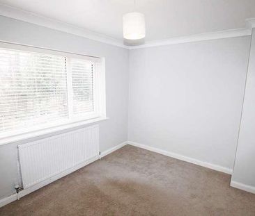 Baron Close, Woolston, WA1 - Photo 4