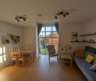 2 Bed Flat, Linen Court, M3 - Photo 1