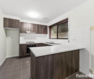 Beautiful Home just move in and relax - Photo 6