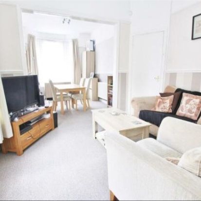 Connaught Road , L7 - Photo 1