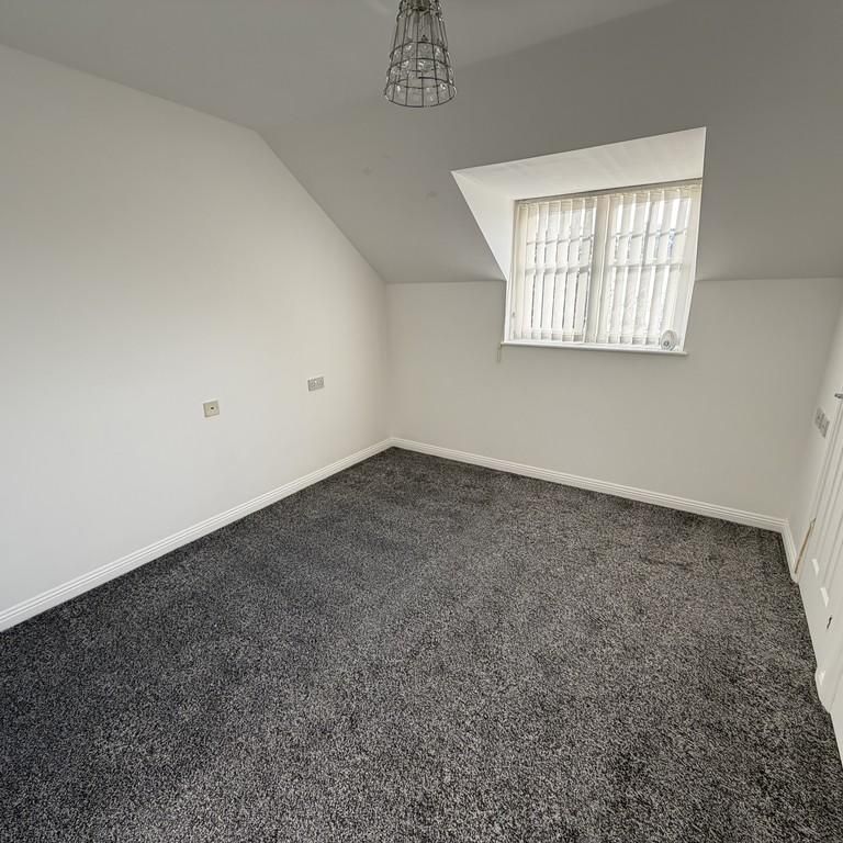 2 bedroom semi-detached house to rent - Photo 1