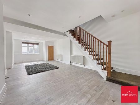 2 bedroom terraced house to rent - Photo 2