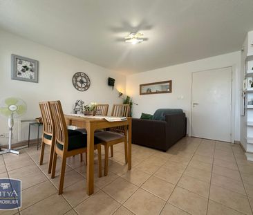 Location Appartement 2 pièces 39m² L ISLE SUR LA SORGUE 84800 - Photo 2