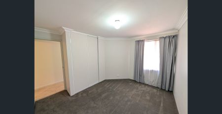 PRIME LOCATION! - Photo 5