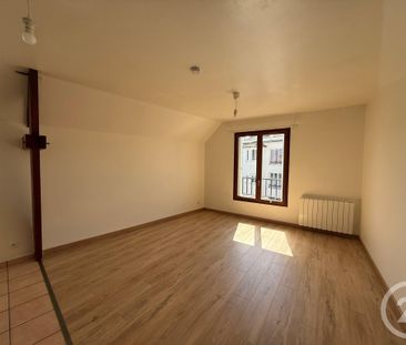 Location Appartement 1 pièce 32m² COULOMMIERS 77120 - Photo 1