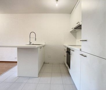 SEHR SCHÖNES AUSGEBAUTES GESCHOSSIGES WOHNEN MIT SCHÖNER FREIER AUS... - Photo 6