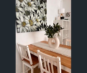 CHARMING CULBURRA BEACH COTTAGE - Photo 2