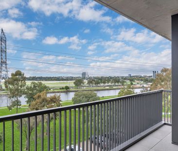 STUNNING TWO BED, TWO BATH APARTMENT WITH GORGEOUS RIVER VIEWS! - Photo 6