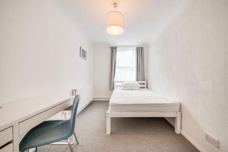 4 bedroom house to rent - Photo 4