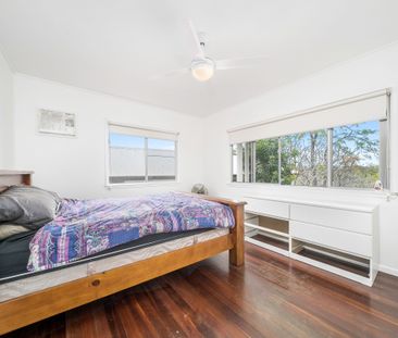 Charming Renovated Timber Home Surrounded by Nature - Photo 2