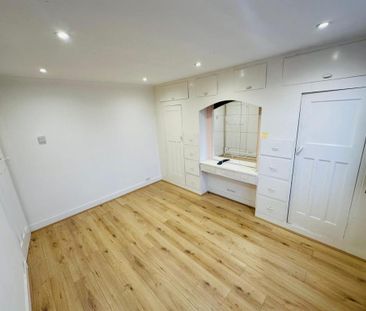 4 bedroom detached house to rent - Photo 4