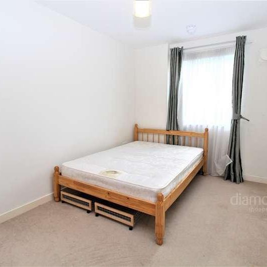 Prince Regent Road, Hounslow, TW3 - Photo 1