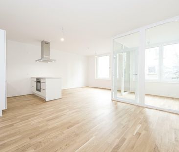 Lichtdurchfluteter Wohntraum mit Stil – Eleganz trifft Komfort - Photo 4