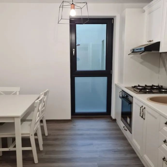 Chirie apartament cu 2 camere in bloc nou strada Avram Iancu cu terasa mare - Photo 1