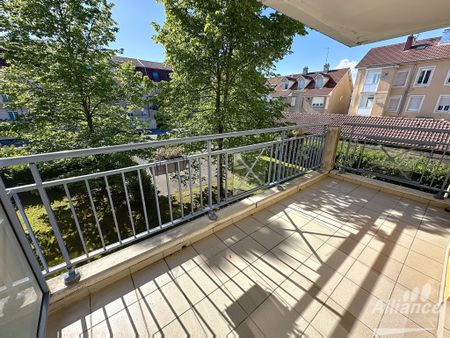 Appartement 2 chambres avec ascenceur et terrasse rue houbre à Belfort - Photo 3