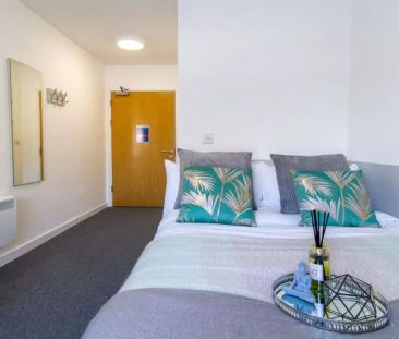 Premium Ensuite - Photo 1