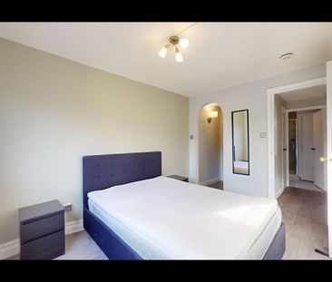 2 Bed Flat, Braemar Avenue, NW10 - Photo 5