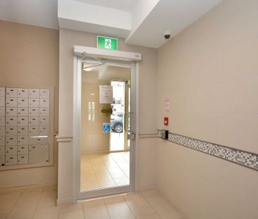 For Lease - 54 Sky Harbour Drive Unit# 209, Brampton, Ontario - Photo 3