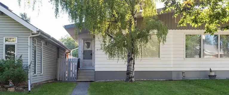 Bright-Beautiful-LEnergy Efficient Duplex Excellent Location -Mayland Heights | 912 18 Street Northeast, Calgary - Photo 1