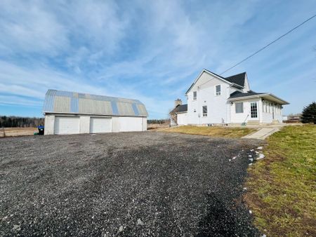 For Lease - 3526 Line 13 Line, Bradford West Gwillimbury, Ontario - Photo 2