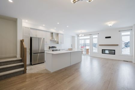 For Lease - 120 San Felice Circle, Kanata, Ontario - Photo 5