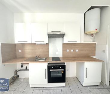 Location Appartement 1 pièce 37m² ST ETIENNE 42100 - Photo 2