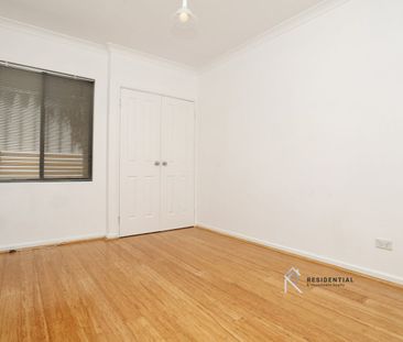 Spacious Villa with Large Bedrooms - Photo 5