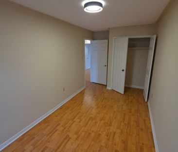 For Lease - 133 Creditstone Road, Brampton, Ontario - Photo 4