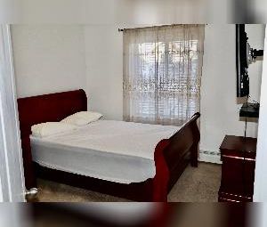 Furnished 2 bed 2 bath for rent in the Hamptons - Photo 5