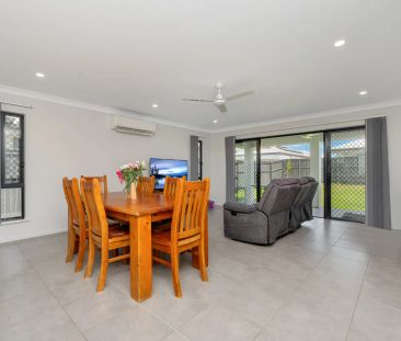 Fresh Modern Home in new quiet estate - Photo 1