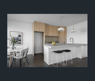 Sophisticated Living in Pascoe Vale South - Photo 3