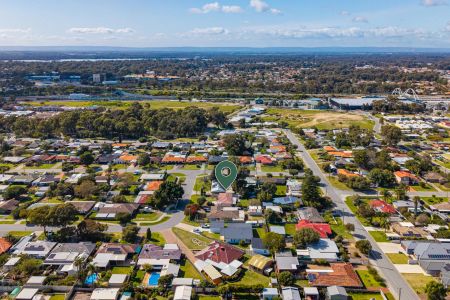 Central Mandurah Gem on 809sqm - Comfort, Character & Coastal Convenience - Photo 4