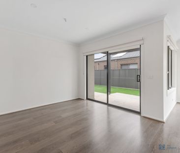 3 Ruislip Avenue, 3338, Strathtulloh Vic - Photo 1