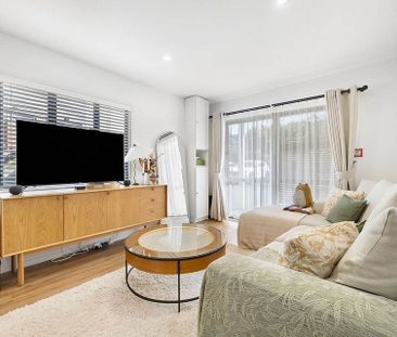 2 bedroom apartment in Mt Wellington - Photo 2