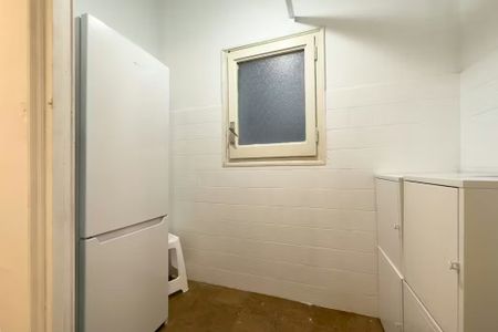 Carrer de Descartes, Barcelona, Catalonia 08006 - Foto 3