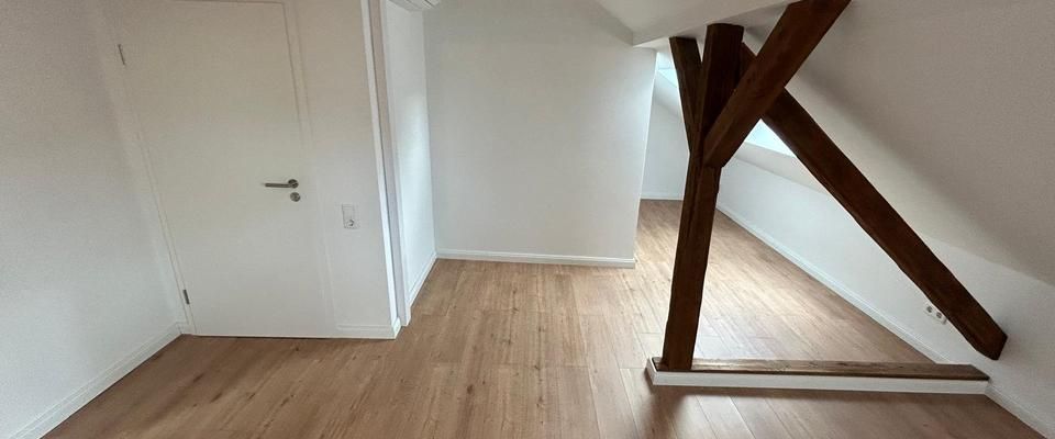 ***Wunderschöne Maisonettwohnung in Wuppertal mit Balkon*** - Foto 1