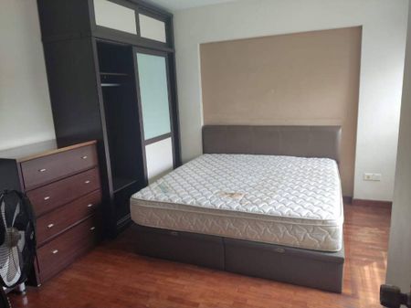 3 Bedroom HDB_FOUR_ROOM at Sengkang - Photo 4