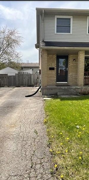 For Lease - 61 ASHLEY Crescent, London South, Ontario - Photo 1
