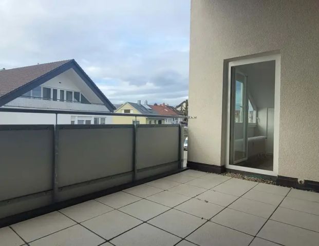 Gemütliche Atelierwohnung mit überdachtem West-Balkon - Photo 1