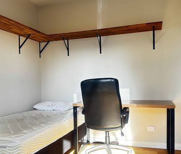 One bedroom studio In Glenfield - Photo 1