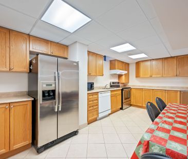 For Lease - 65 Amy Court, Vaughan, Ontario - Photo 4