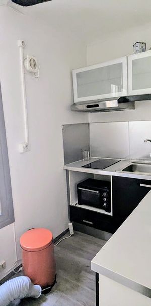 AIX EN PROVENCE CENTRE-VILLE APPARTEMENT T1 MEUBLE, - Photo 1