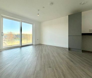 Wimborne Road, Poole, Dorset, BH15 - Photo 4