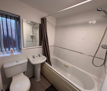 Royal Drive, Preston - Photo 6