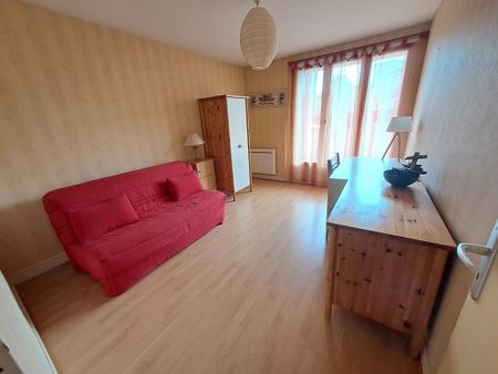 Location Appartement 3 pièces 69m² LIMOGES 87000 - Photo 2