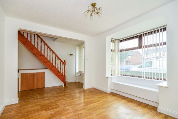 3 bedroom house to rent Southampton Road, Portsmouth, PO6 - Photo 1