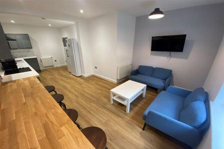 5 bedroom apartment to rent - Photo 2