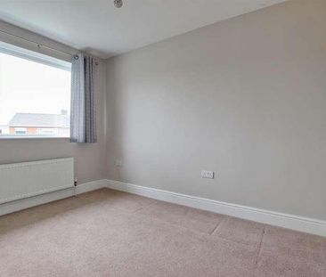 St. Leonards Road, Beverley, HU17 - Photo 4