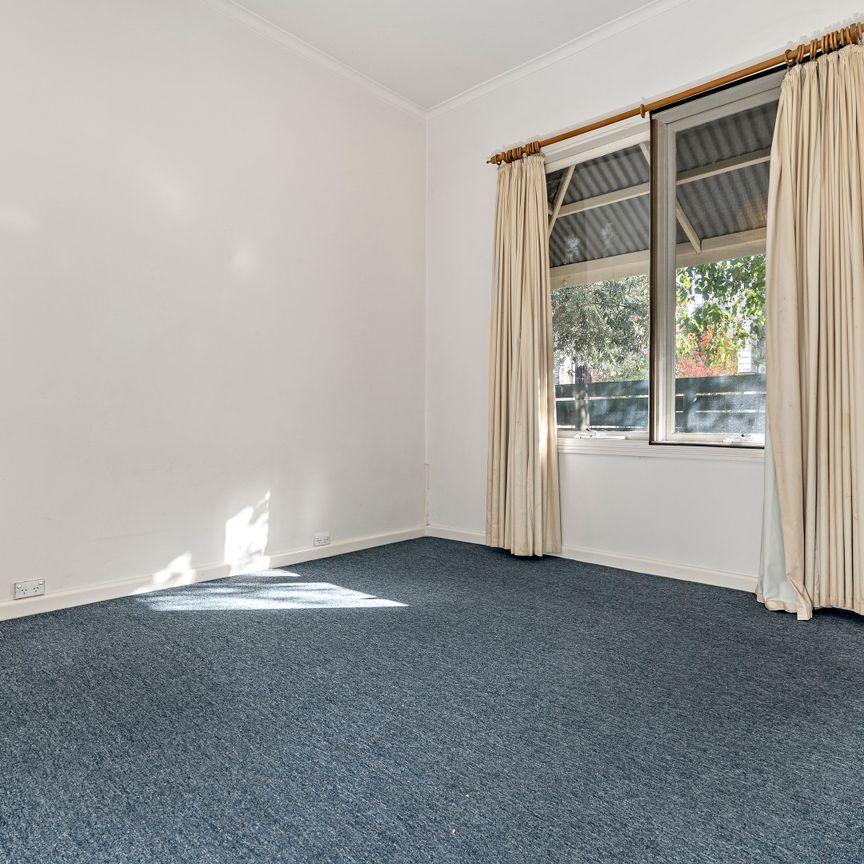 4 Percy Street, Prahran VIC 3181 - House For Rent | Domain - Photo 1