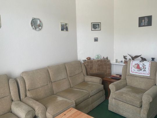 4 Bed Terraced House, St. Johns Road, HA9 - Photo 1